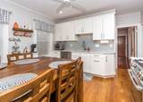 22 Bigelow St - Photo 5