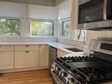 21 Melville Ave - Photo 3