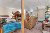 441 Marion Ave - Photo 18