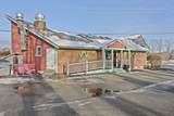 300 Main St - Photo 4