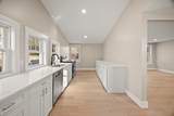 40 Lakeshore Dr - Photo 8