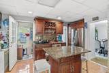 21 Francis Ave - Photo 15