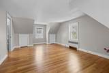319 Taunton St - Photo 14