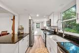 324 Sandwich St - Photo 10