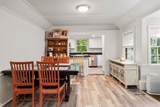 324 Sandwich St - Photo 12
