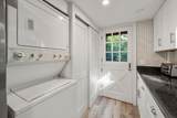 324 Sandwich St - Photo 19