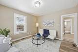 29 Lowell Ave - Photo 3