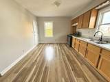 13 Brooks Ave - Photo 6