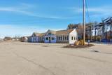 365 Main St - Photo 4