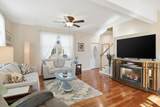 1077 Main St - Photo 4