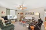 174 Columbus Dr - Photo 5
