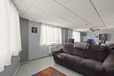 111 Foster St - Photo 8
