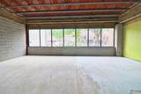 499 Essex Street - Photo 3