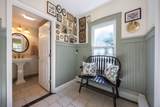 102 Centre St - Photo 16
