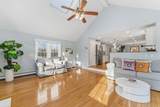 20 Honeysuckle Rd - Photo 4