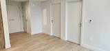 1055 Cambridge St - Photo 5