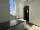 160 Seabury St - Photo 5
