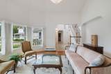276 Shore St - Photo 9