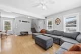 27 Ash St - Photo 6