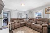 14 Central St - Photo 24