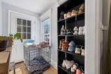 14 Central St - Photo 6