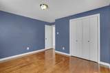9 Utica St - Photo 18