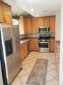 660 Thacher St - Photo 6
