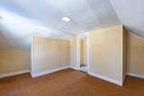 165 Chestnut St - Photo 18