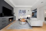 135 Seaport Blvd - Photo 2