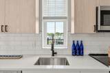 10 Somerset - Photo 1