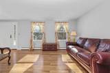 33 Colonial Way - Photo 5