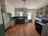 135 Henshaw St - Photo 3