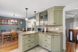 122 Forest St - Photo 5