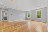 585 Washington St - Photo 13
