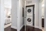 320 Maverick St - Photo 4