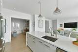 40 Traveler St - Photo 11