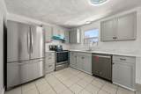 15 Crescent St - Photo 3