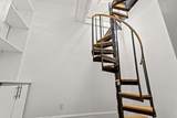 127 Beacon St - Photo 17