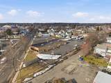 1004 Memorial Ave - Photo 4