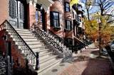 123 W Newton St - Photo 2