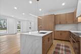 1114 Beacon - Photo 5
