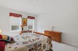 320 Martins Landing - Photo 19