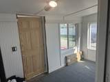 28 Grove Ave - Photo 16