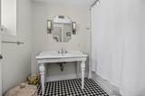 172 Beacon St - Photo 33