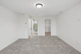 38 Colonial - Photo 29