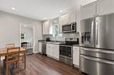 7 Abbotsford - Photo 1