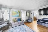 42 Everett Street - Photo 3