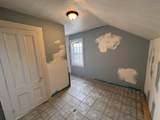 7-9 Buxton Court - Photo 36