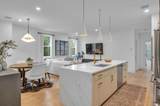 5245 Washington St - Photo 4