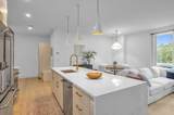 5245 Washington St - Photo 5